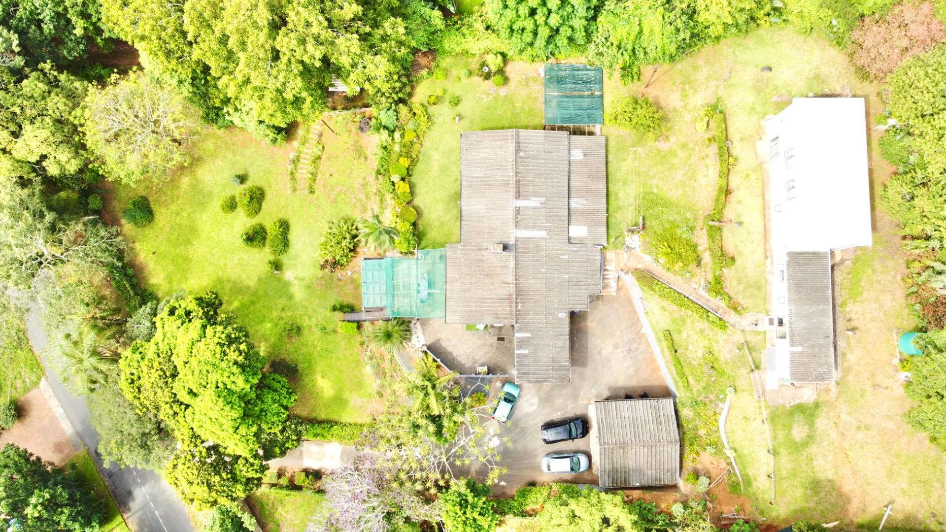 Dual Living Opportunity in Leafy Umtentweni
