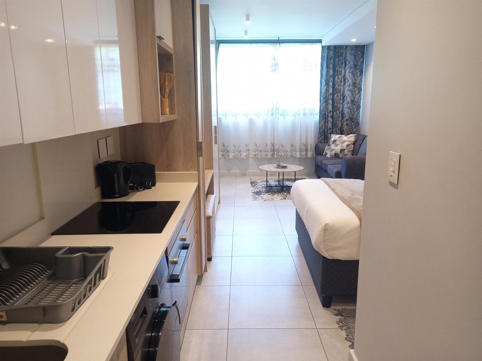 Apartment for sale in Ballito Central, Ballito, KwaZulu Natal, 39 m²