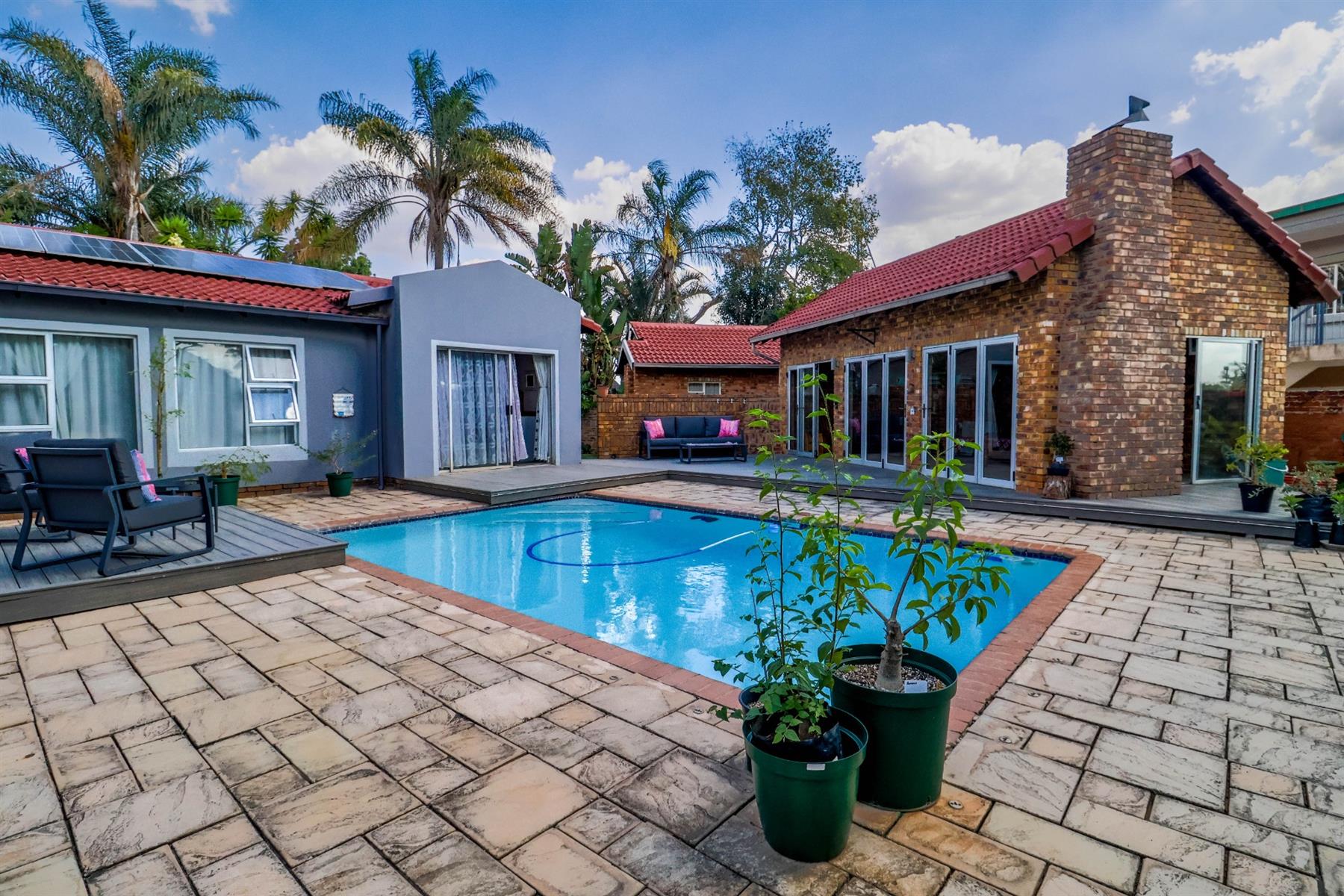 4-Bedroom Family Home with Solar, Borehole and Entertainment Features in The Reeds