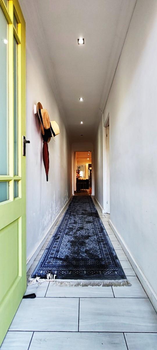 Charming 2-bedroom home in Observatory, Cape Town
