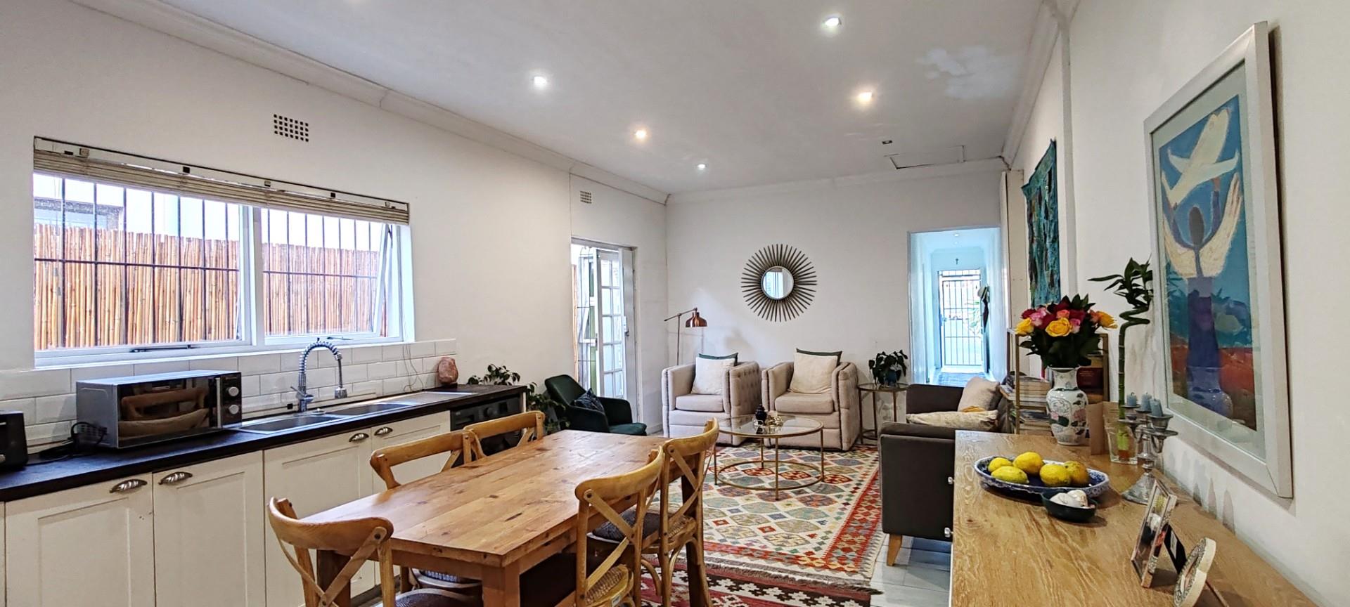 Charming 2-bedroom home in Observatory, Cape Town