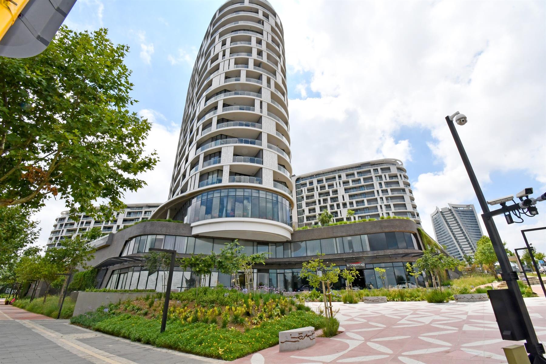 1 Bedroom - 1 Bath Fully Furnished Penthouse Apartment For Sale Ellipse -  Waterfall, Midrand