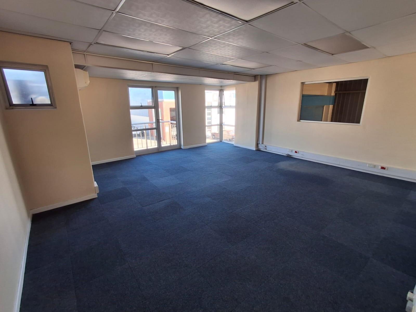 Warehouse for rent in Fairview, Port Elizabeth, 280 m²