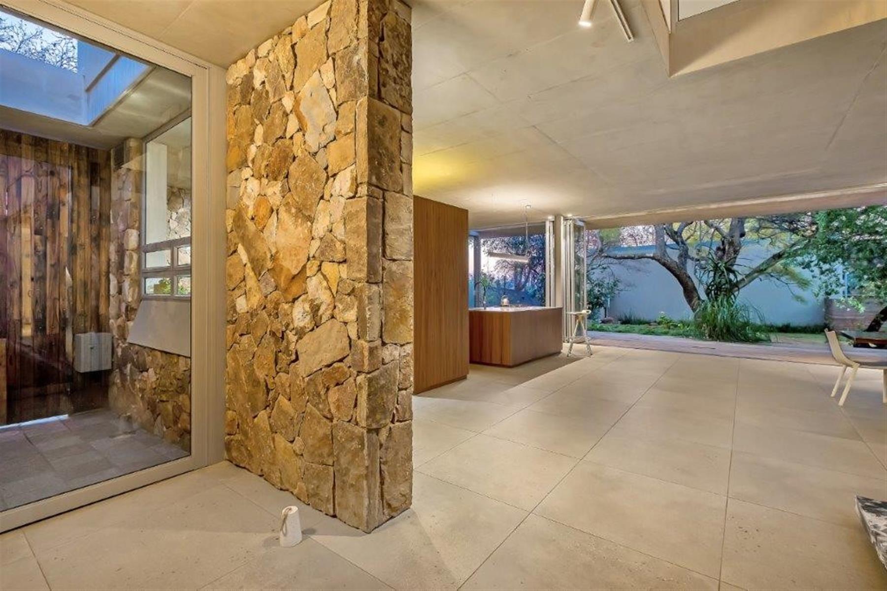 Architectural Masterpiece in Parkview