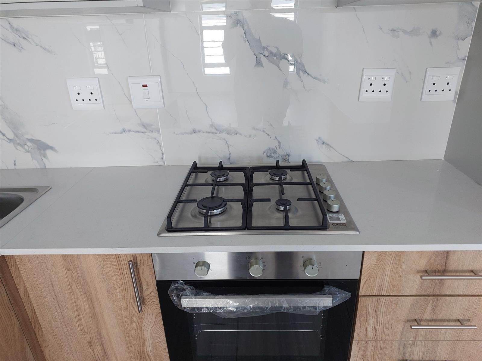 Renovated, lovely 3 bedroom apartment in Parklands North Blouberg Western Cape