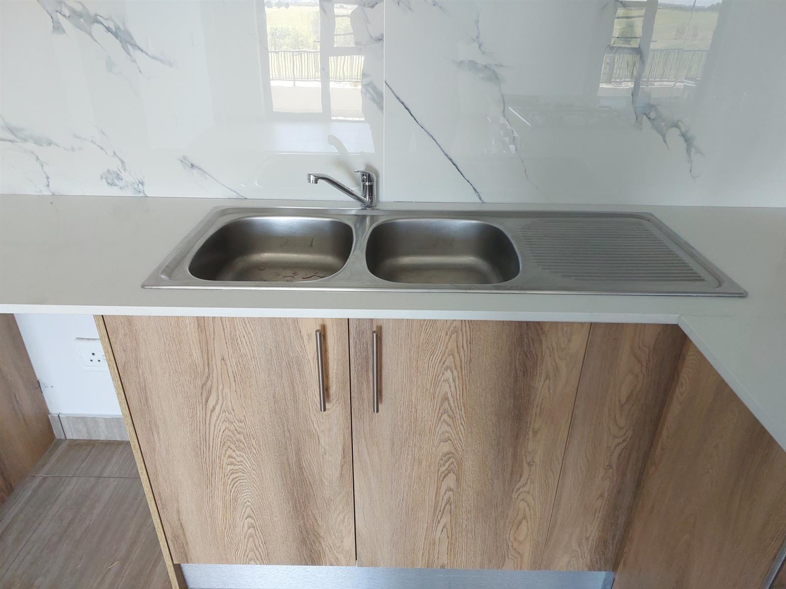 Renovated, lovely 3 bedroom apartment in Parklands North Blouberg Western Cape