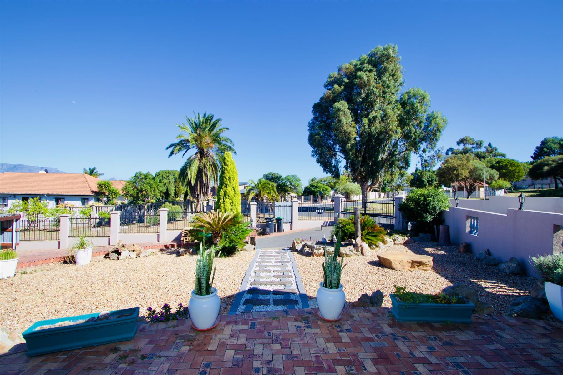 House for sale in Plattekloof 1, Plattekloof, Parow, 535 m²