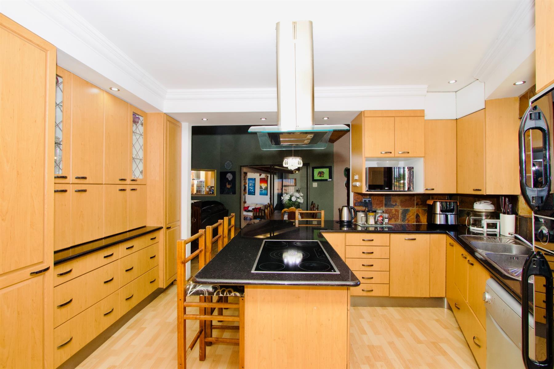 House for sale in Plattekloof 1, Plattekloof, Parow, 535 m²