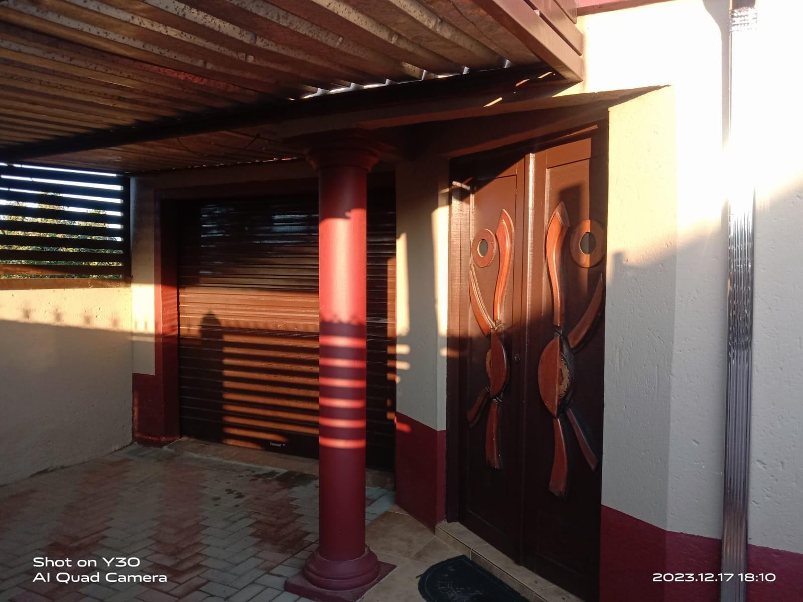 House For Sale in Soshanguve MM, Soshanguve