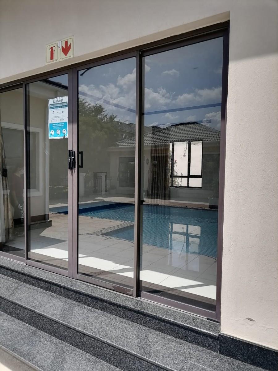 Apartment For Sale in Carlswald, Midrand