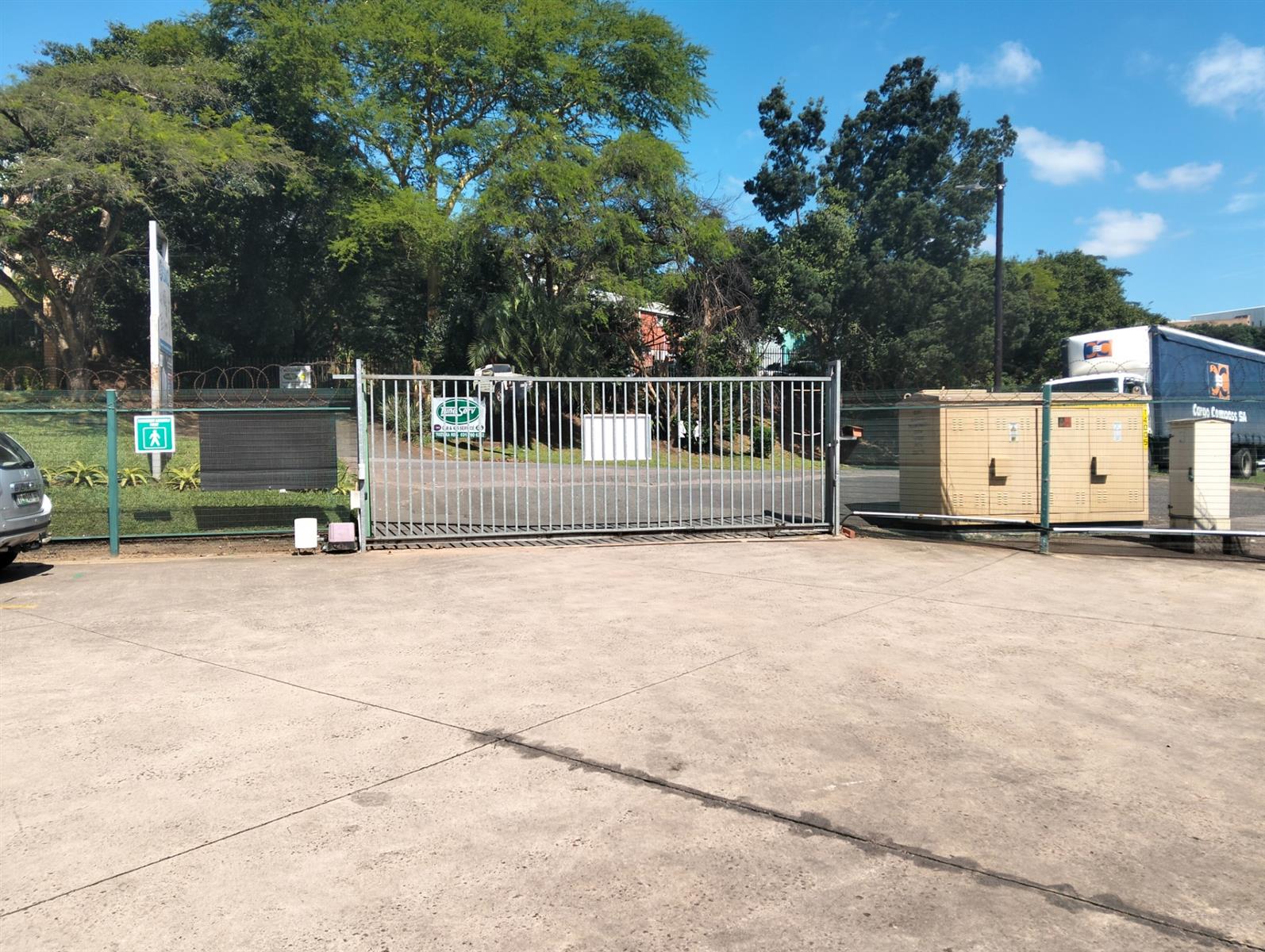 Industrial Property for rent in Westmead, Pinetown, KwaZulu Natal, 385 m²