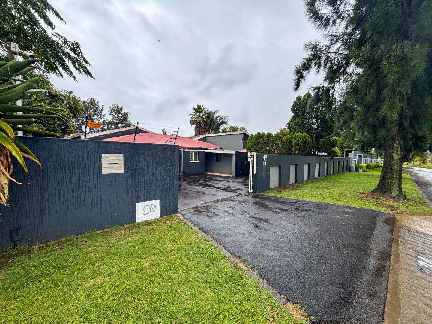 House For Sale in Albertsdal, Alberton