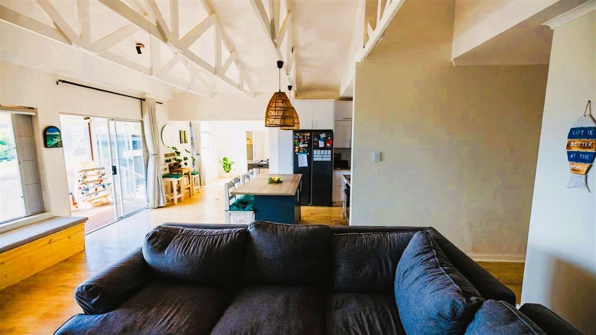 5 Bedroom Beach House for Sale in Jeffreys Bay - Lower Point | Sea Views and direct Beach access