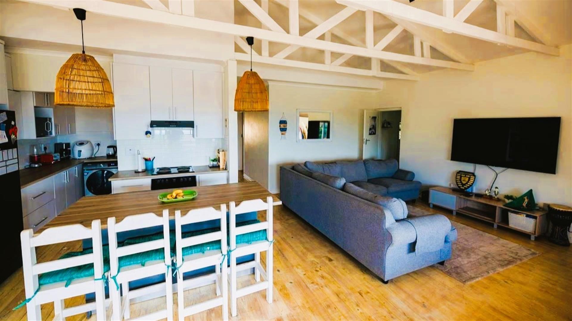 5 Bedroom Beach House for Sale in Jeffreys Bay - Lower Point | Sea Views and direct Beach access