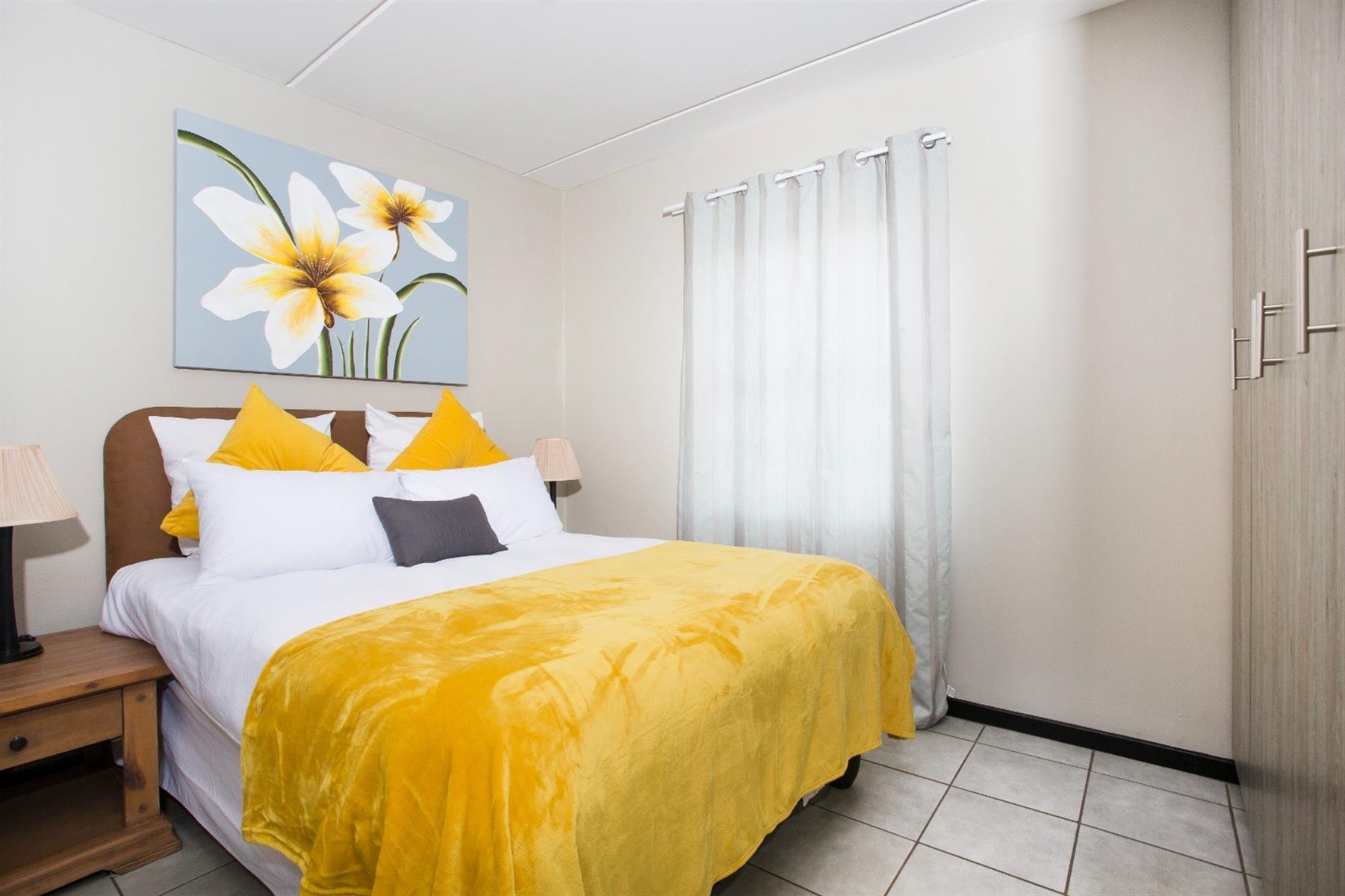 2 Bedroom House for Sale,Heuweloord ext 17