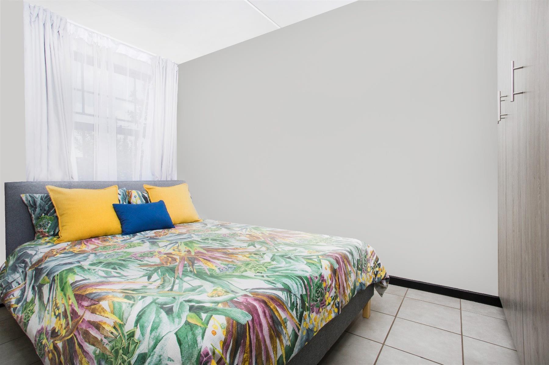 2 Bedroom House for Sale,Heuweloord ext 17