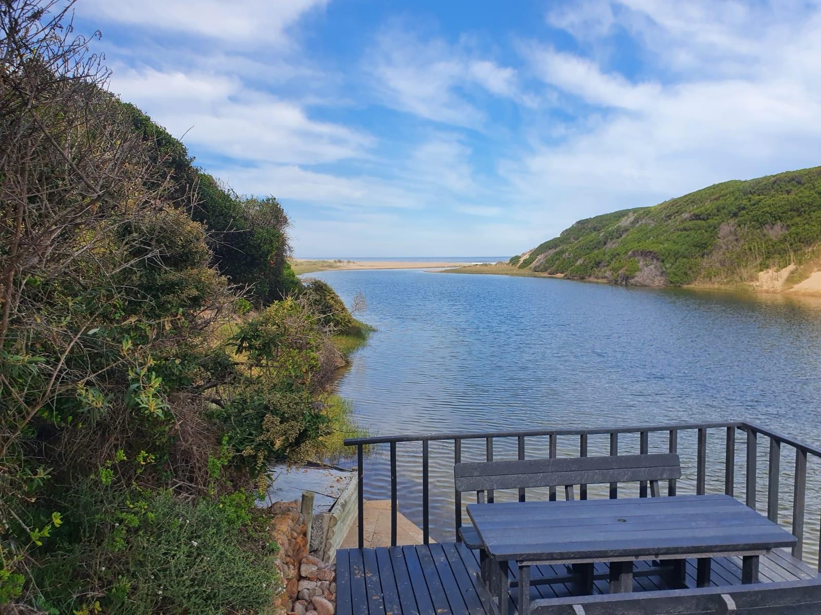 Spectacular 180 degree sea-view stand!