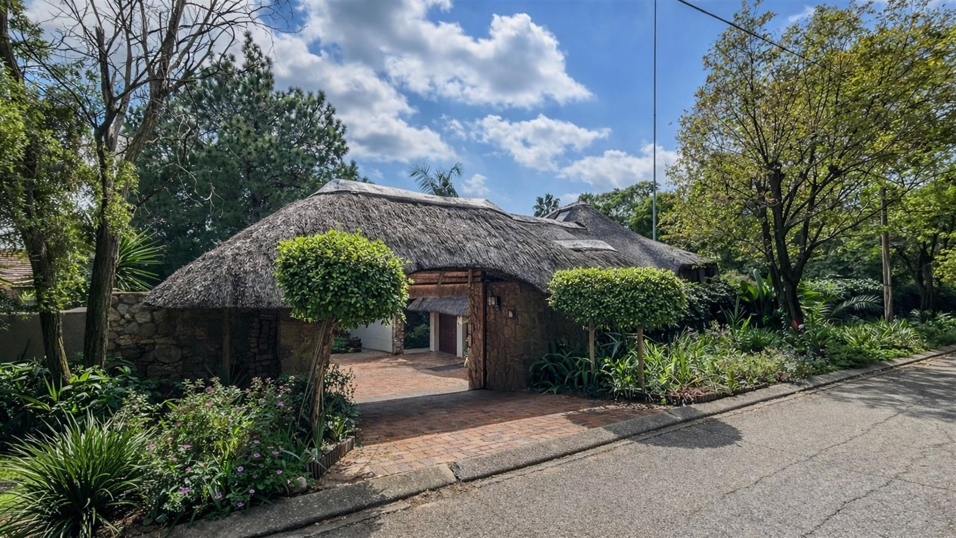 Expansive 5 Bedroomed Family Home on Prime Street