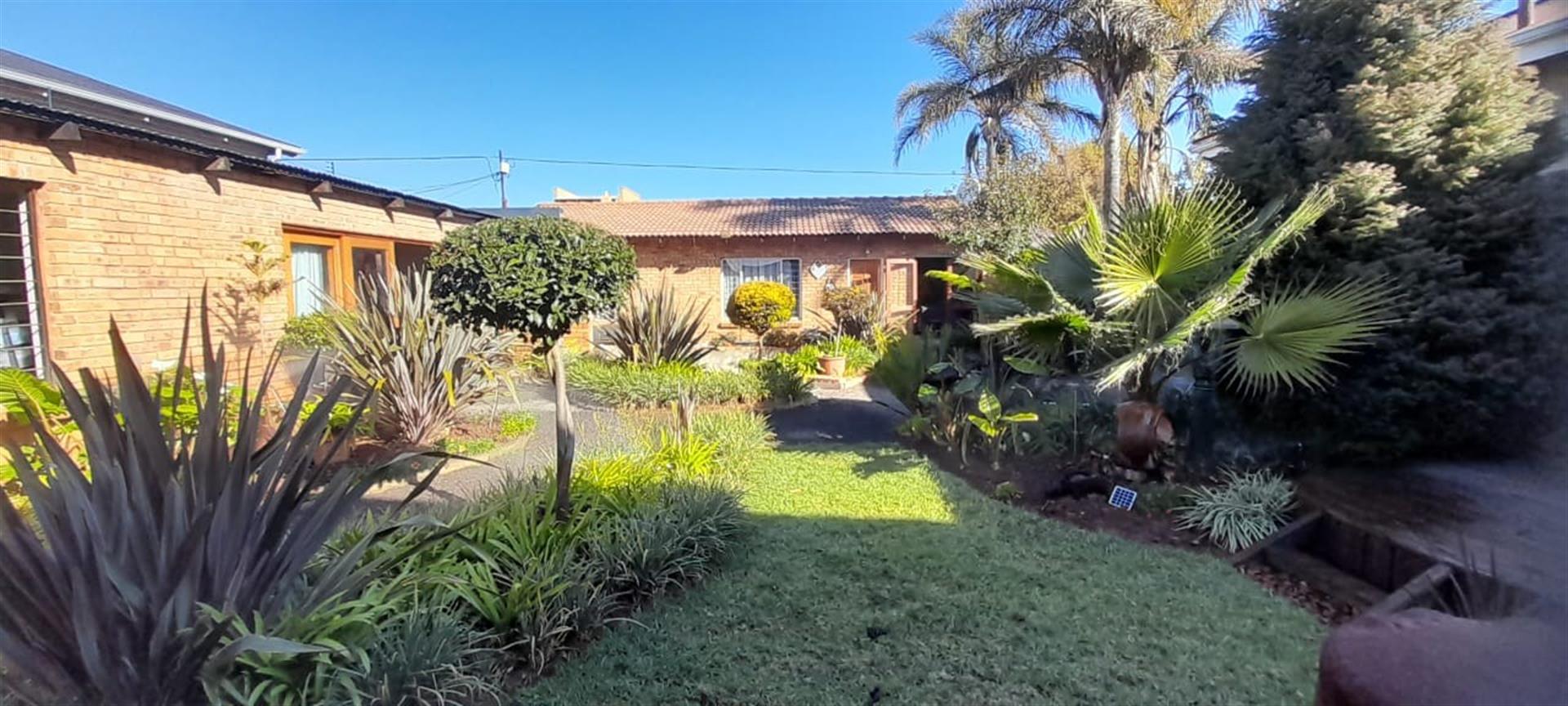 House for sale in Krugersdorp Central, Krugersdorp, 0 Commissioner Street, Krugersdorp Central, Krugersdorp, Gauteng, 496 m²