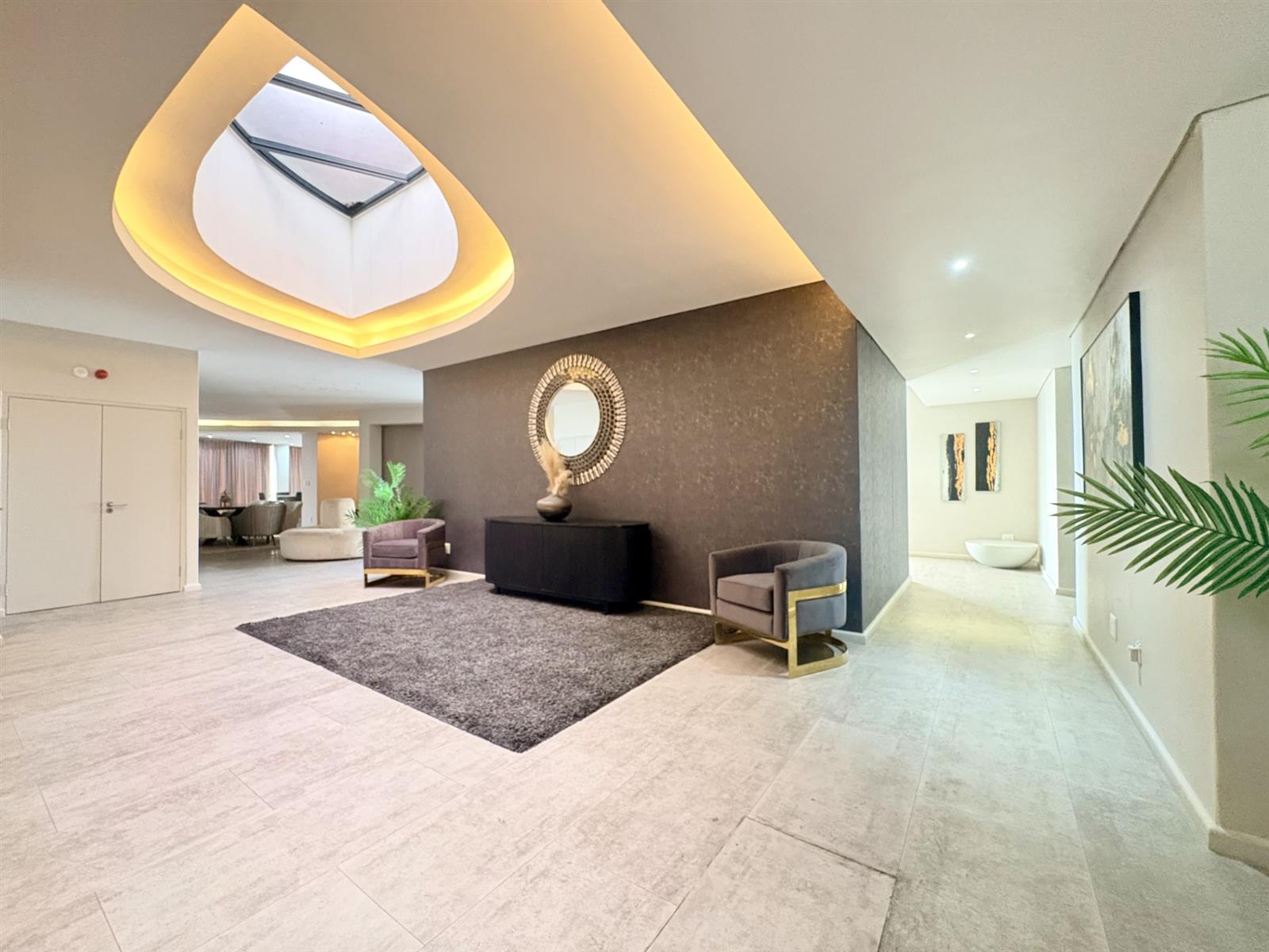 Exquisite 454 Square 4 Bed Penthouse For Sale
