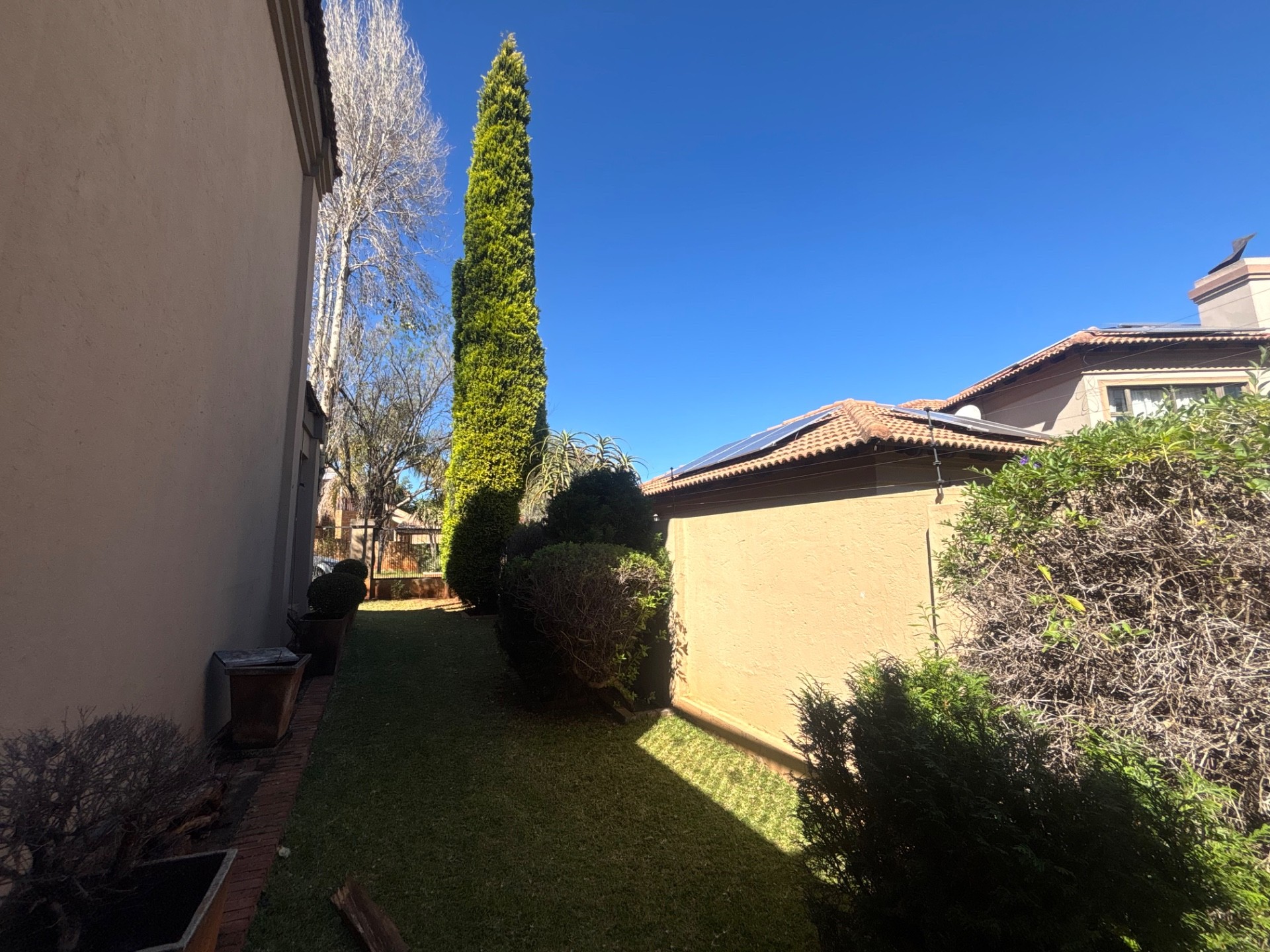 Lovely and complete 3 bedroom family home for sale!