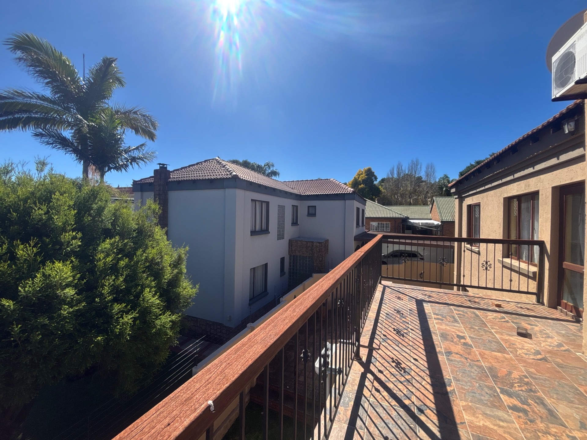 Lovely and complete 3 bedroom family home for sale!