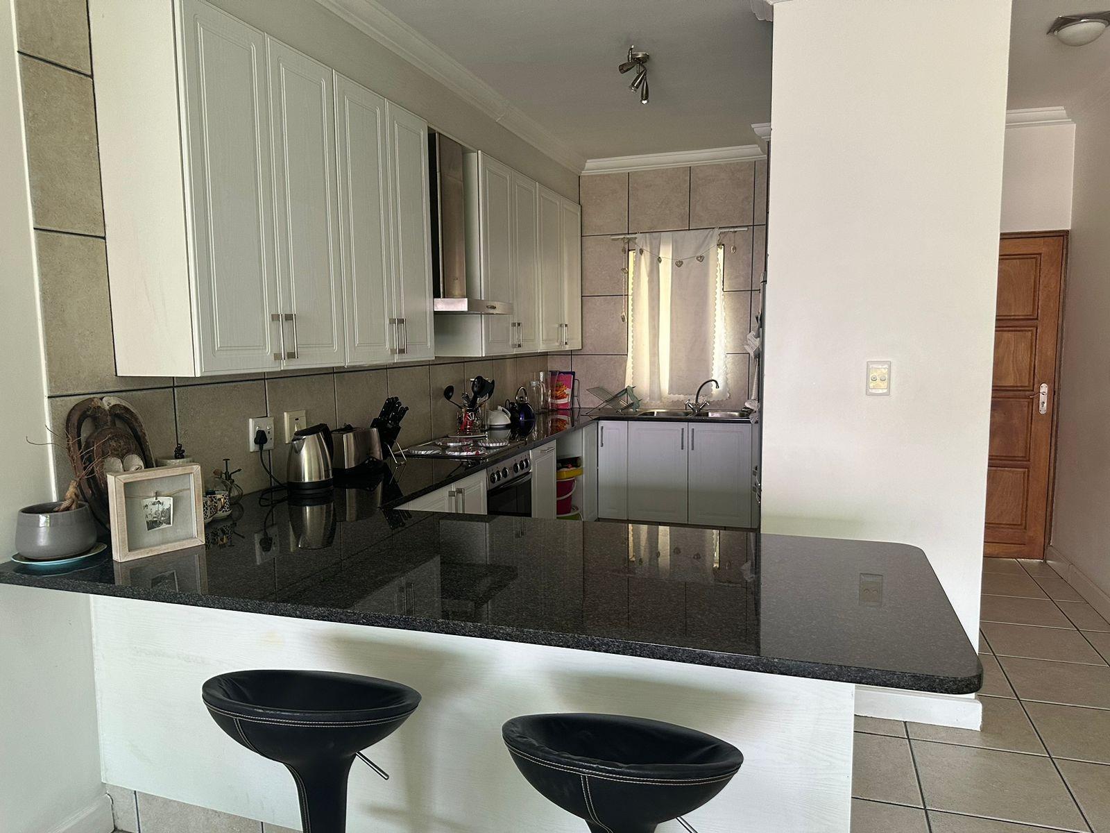 Airbnb Opportunity - Spacious 1-Bedroom Apartment with Treetop Views in Secure Setting