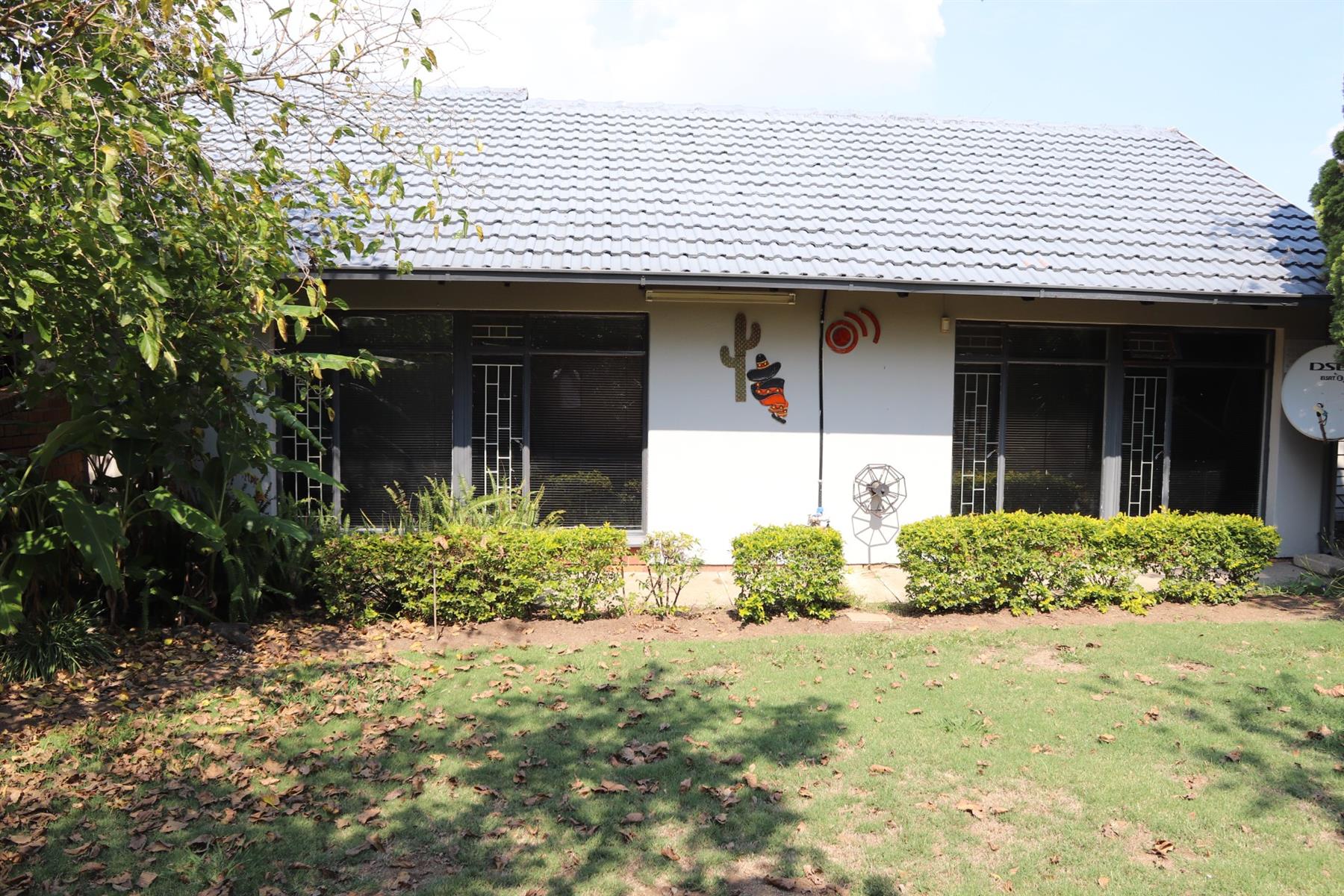 Move-In Ready Family Home with Exceptional Security and Space - Secunda