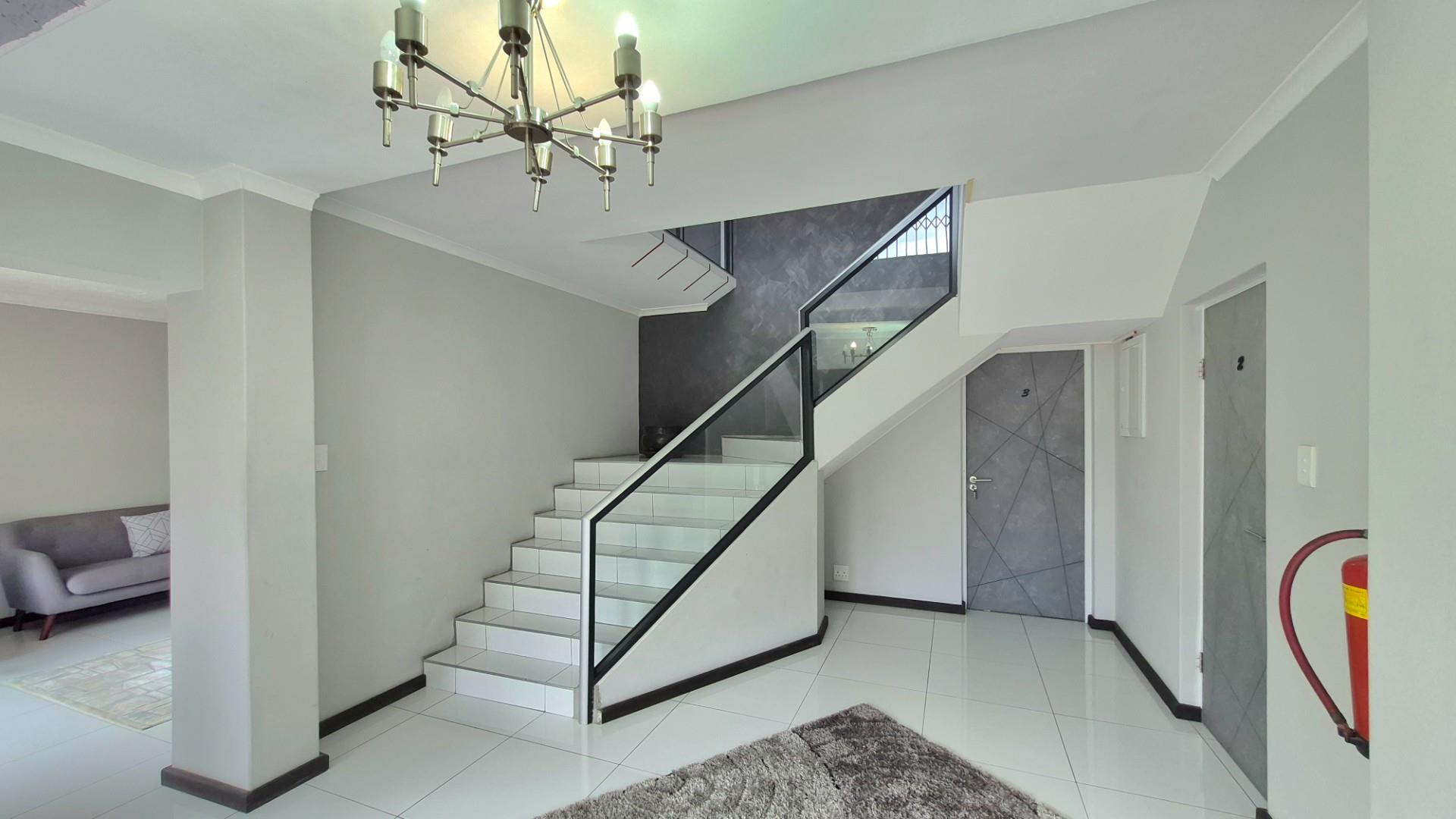 Guest House for sale in Crawford, Cape Town, 496 m²