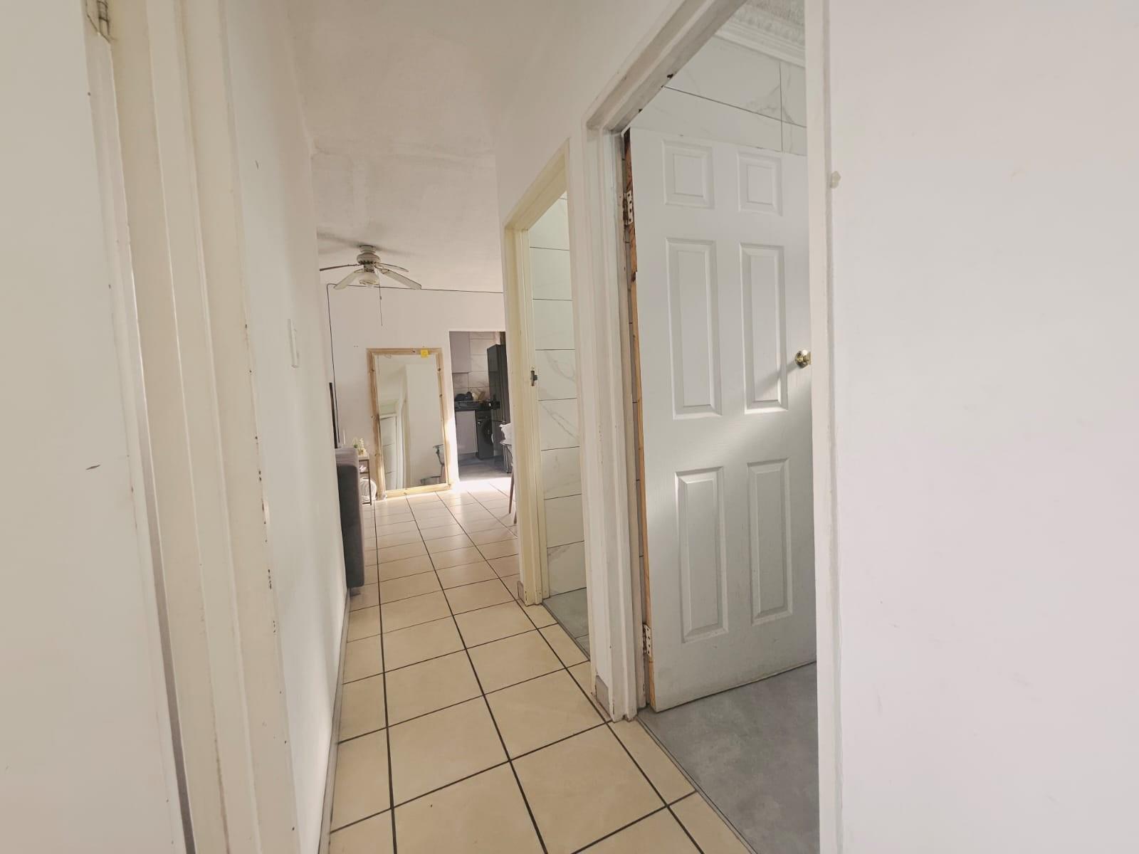 Apartment For Sale in Bulwer Durban
