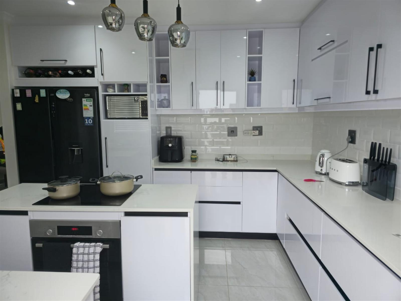 3 bedroom Townhouse For Sale in Durban, KwaZulu Natal