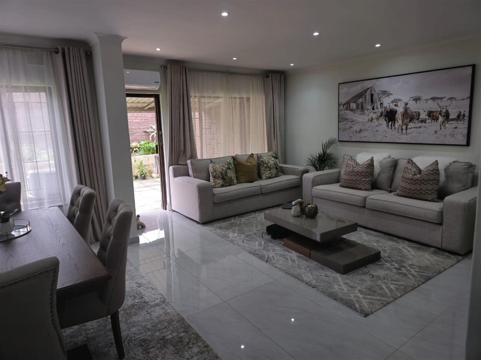 3 bedroom Townhouse For Sale in Durban, KwaZulu Natal