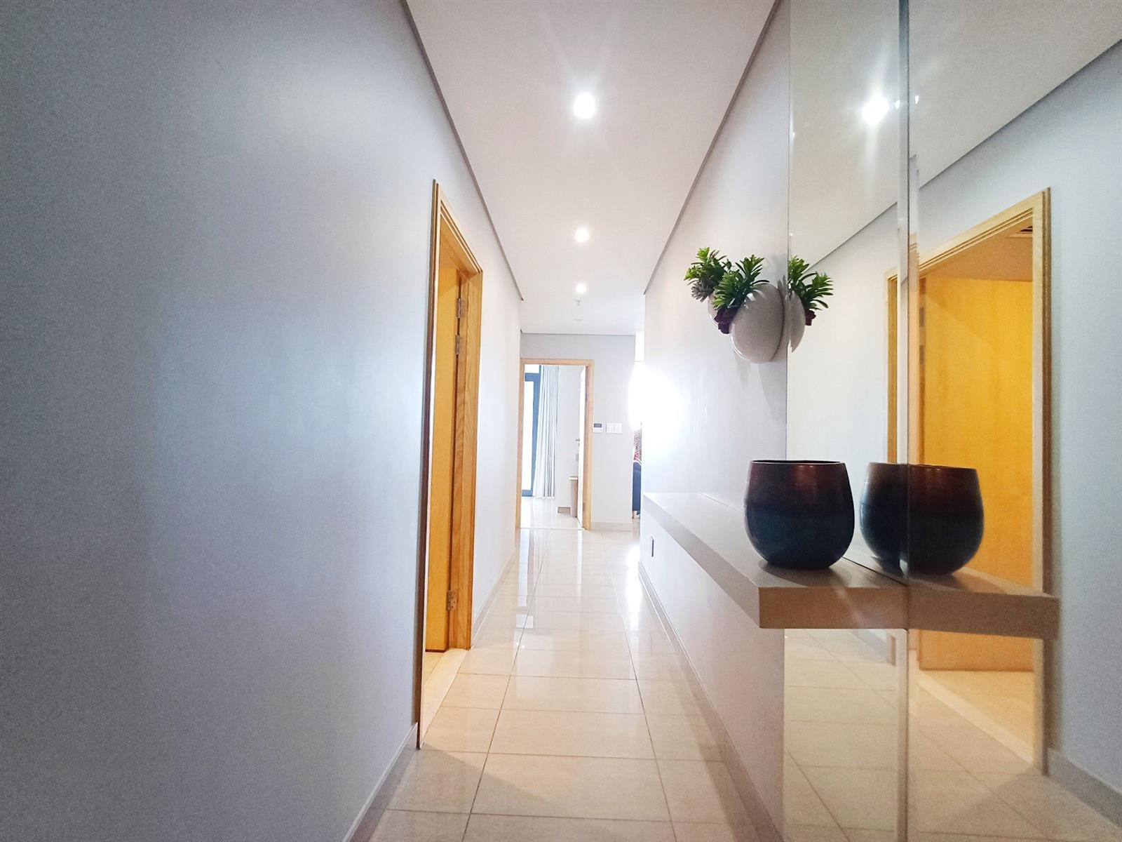 Apartment for sale in Umhlanga, KwaZulu Natal, 711 Pearls of Umhlanga (7th floor), Pearls Sky, 8 Lagoon Drive, Umhlanga, KwaZulu Natal, 76 m²