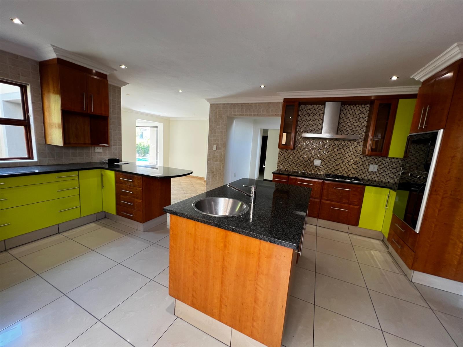 Double Storey House For Sale in Valley View Estate Centurion