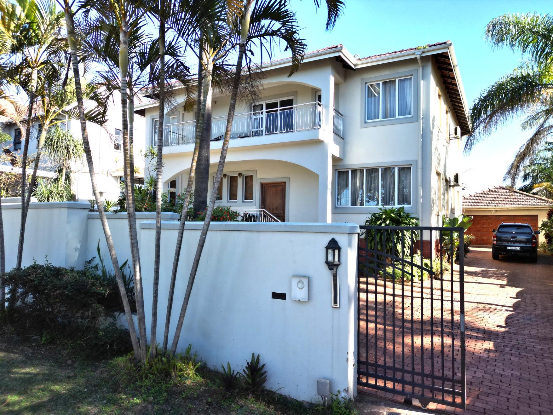 5 Bedroom Double-Story House For Sale in Athlone, Durban North, KwaZulu Natal