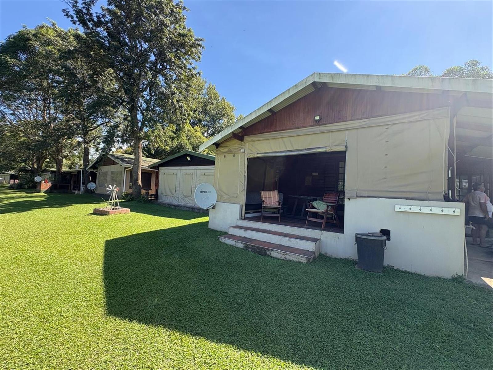 Holiday Cottage in Resort For Sale in Pietermaritzburg, KwaZulu Natal