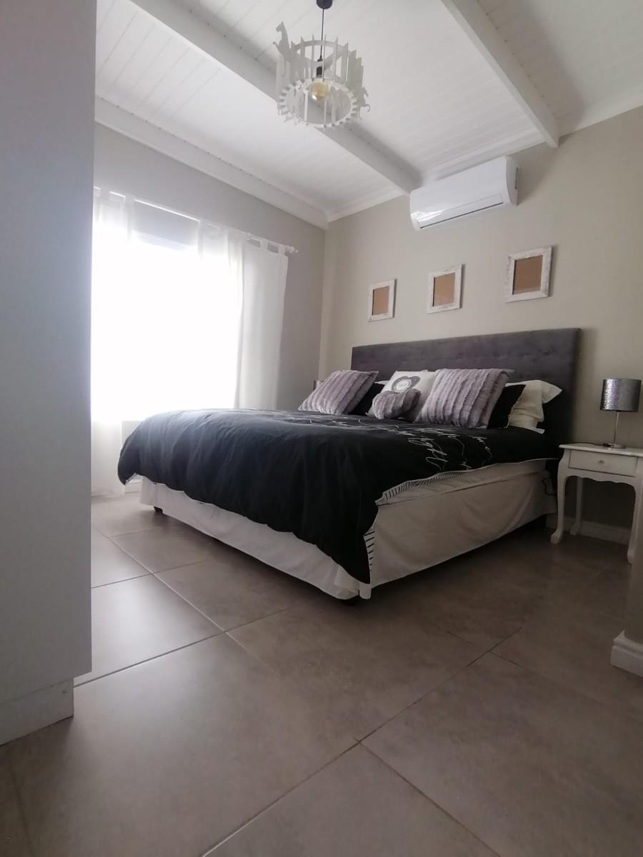 111 sqm House in Bergsigpark Sec complex in Porterville