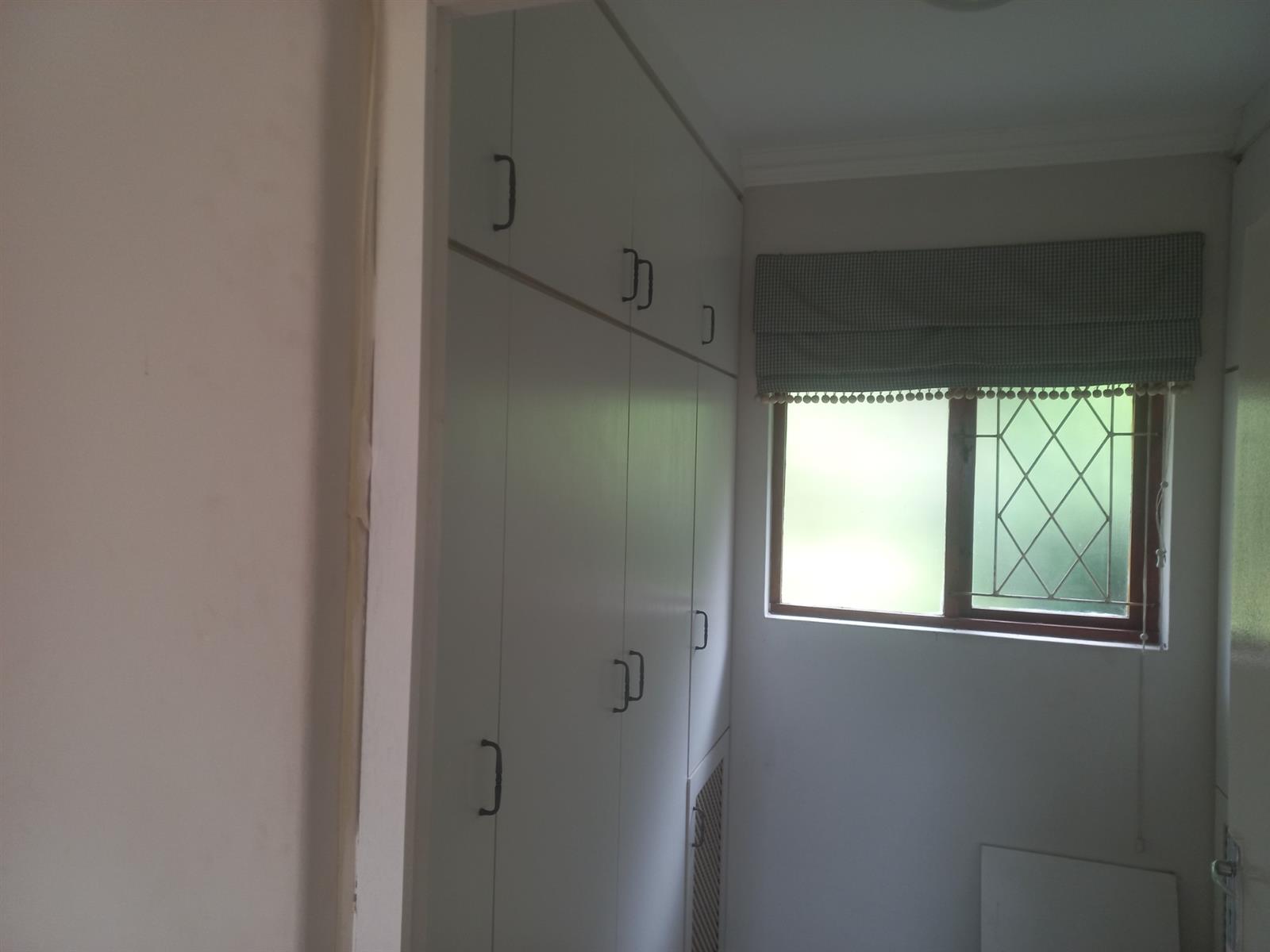 House for sale in Athlone, Pietermaritzburg, KwaZulu Natal, 300 m²