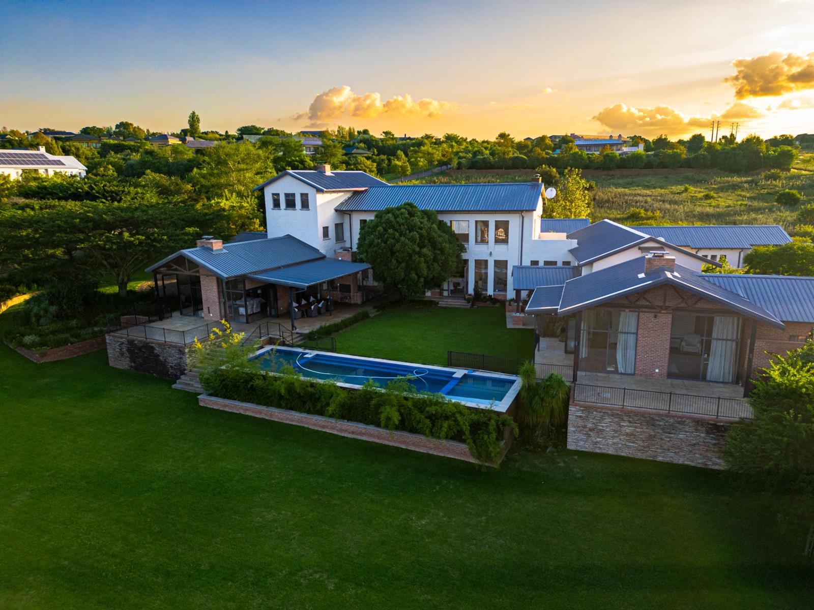 Beautifully Designed Family Home With A Cottage On The Property