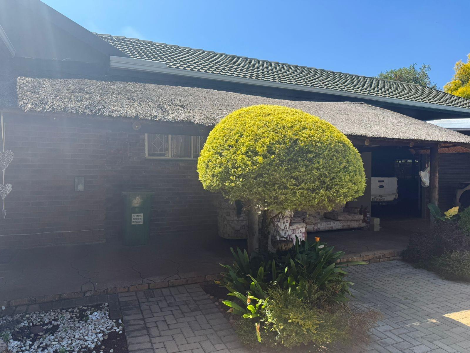 House for sale in Dennesig, Middelburg, 1427 m²