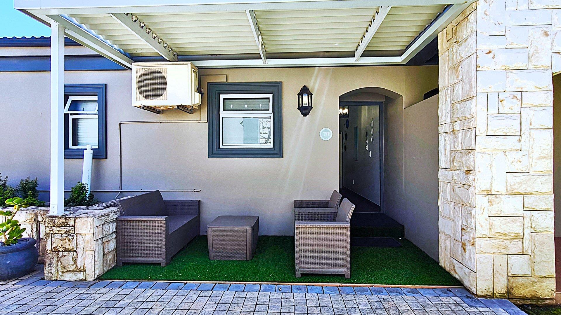 Apartment For Sale in Diaz Beach, Mossel Bay
