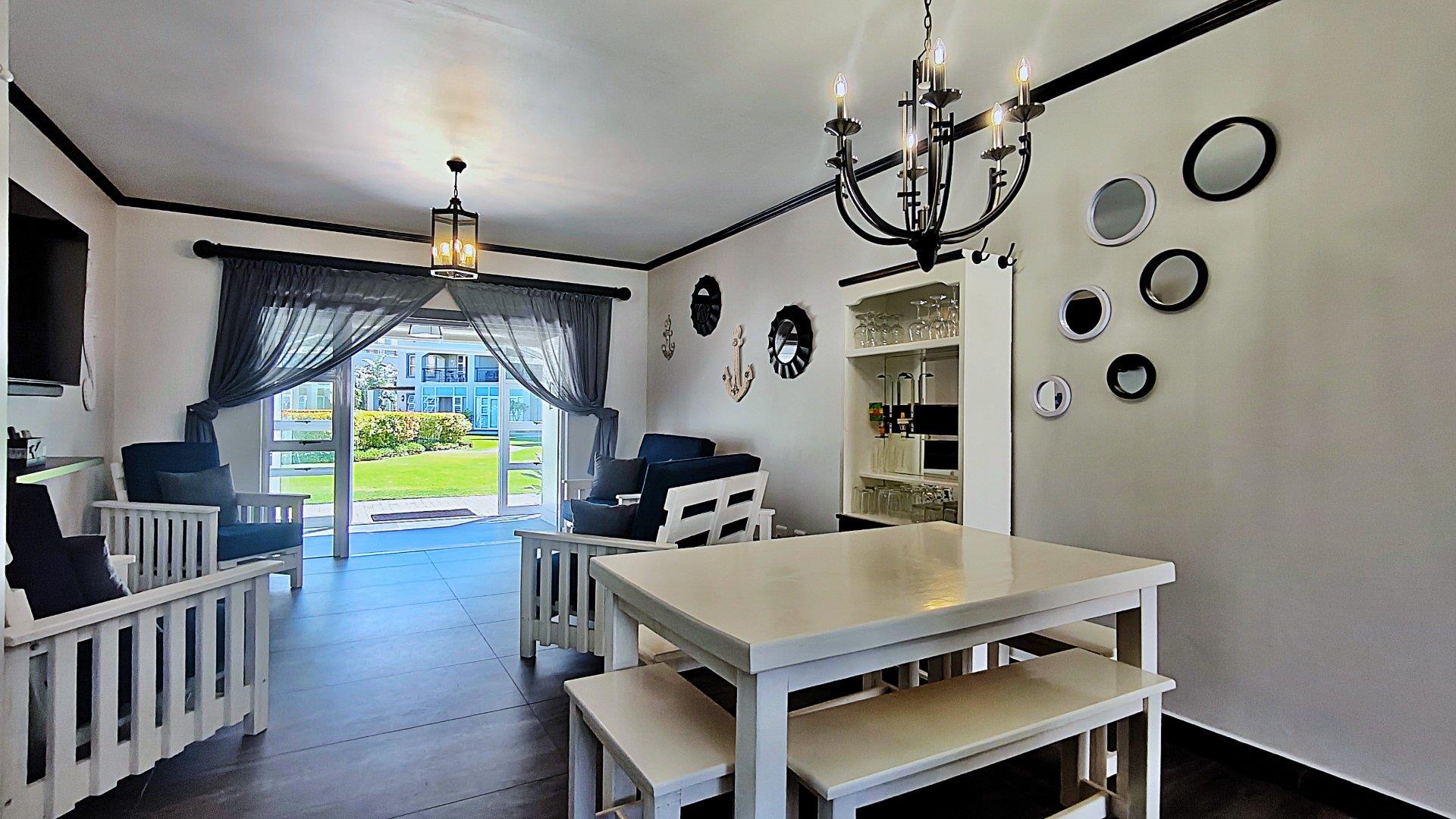 Apartment For Sale in Diaz Beach, Mossel Bay
