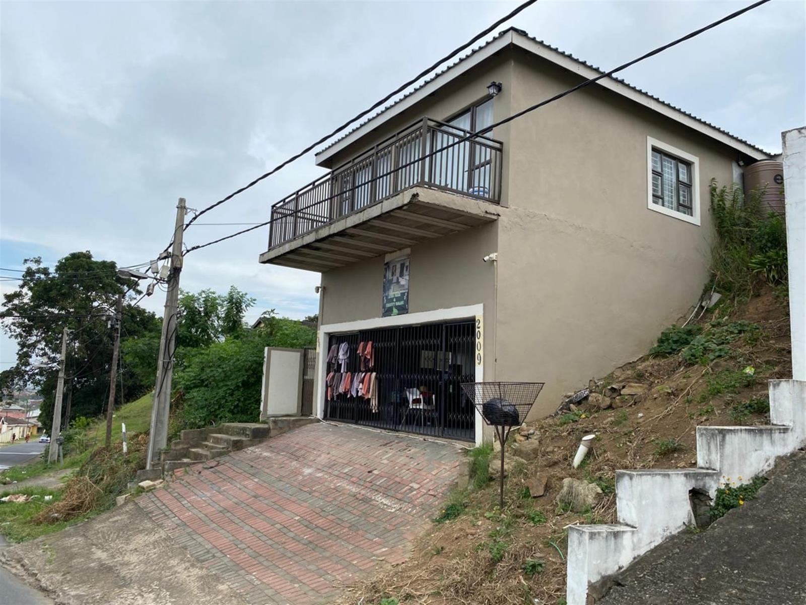 House For Sale in Lovu, Kingsburgh, KwaZulu Natal