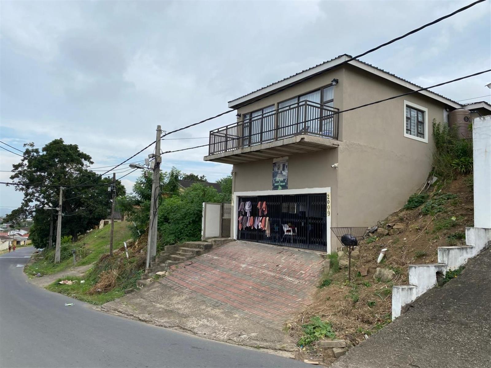 House For Sale in Lovu, Kingsburgh, KwaZulu Natal