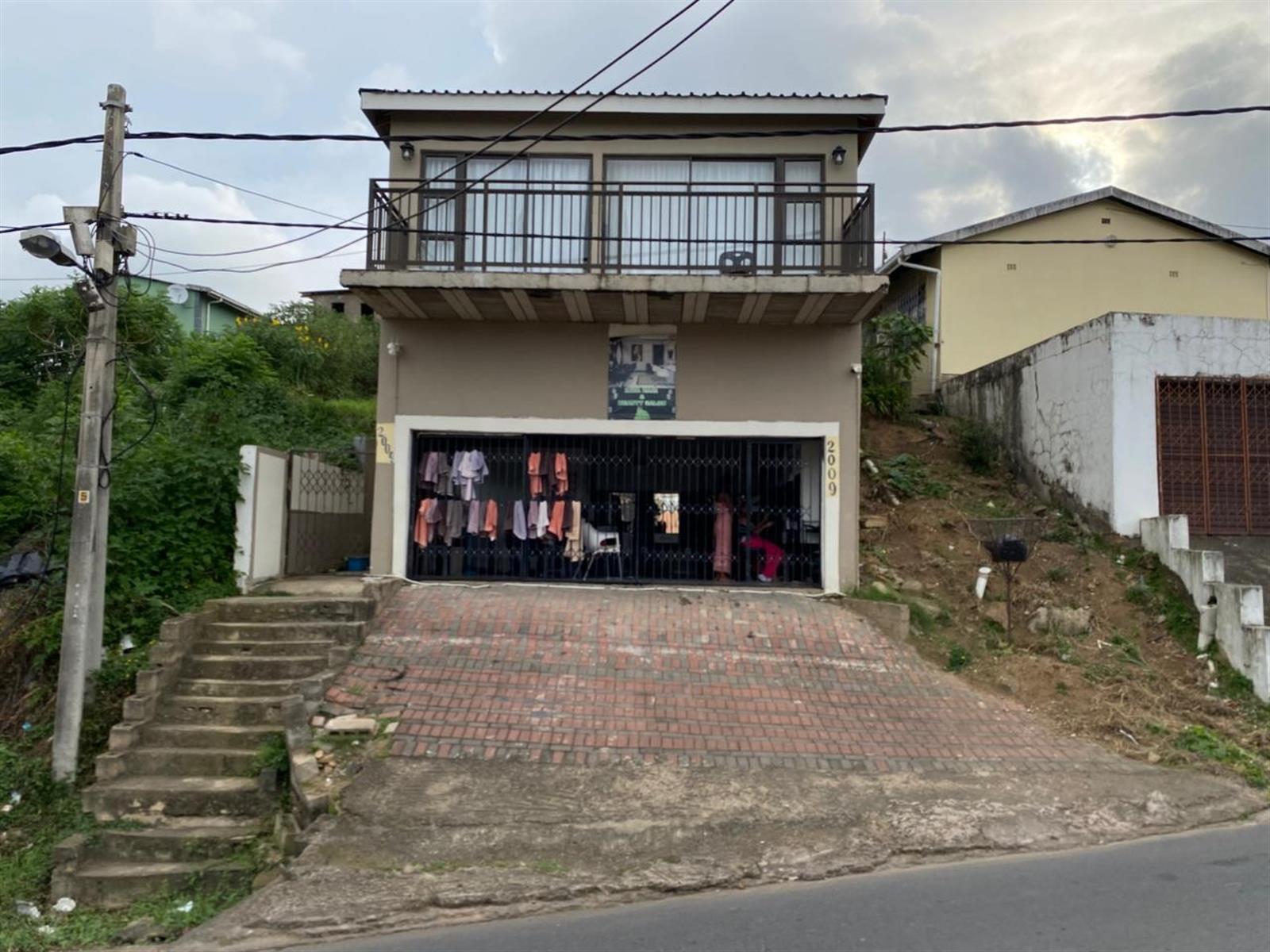 House For Sale in Lovu, Kingsburgh, KwaZulu Natal