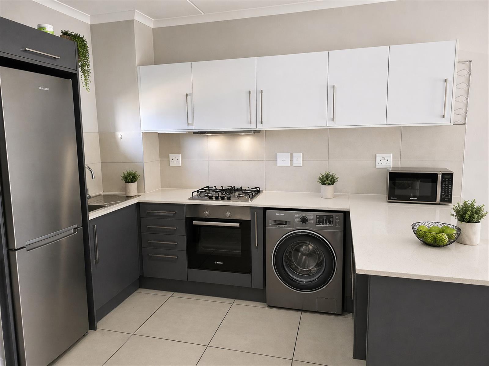 Apartment for rent in Burgundy Estate, Milnerton, 202, Avenida, 22 Cinnebar, Burgundy Estate, Milnerton, Western Cape, 61 m²