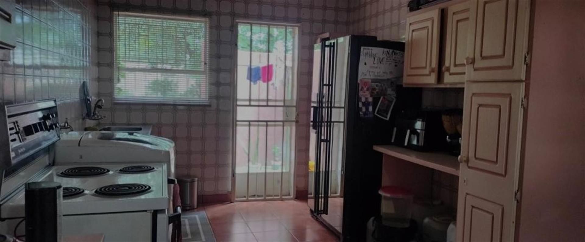 House For Sale in Witbank Ext 10, Witbank
