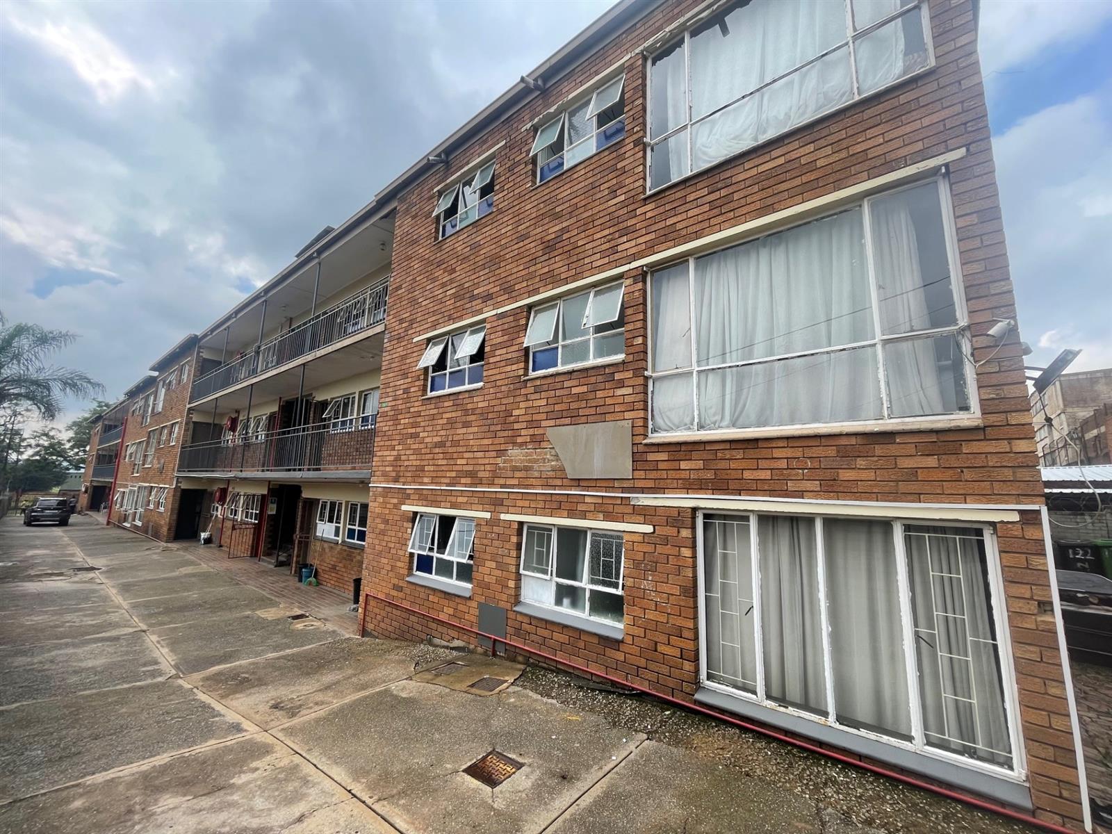 Fully Accredited Student Accomodation Block For Sale in Pretoria West