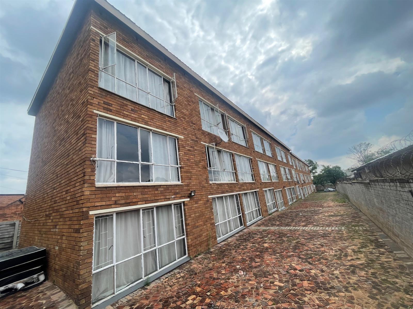 Fully Accredited Student Accomodation Block For Sale in Pretoria West