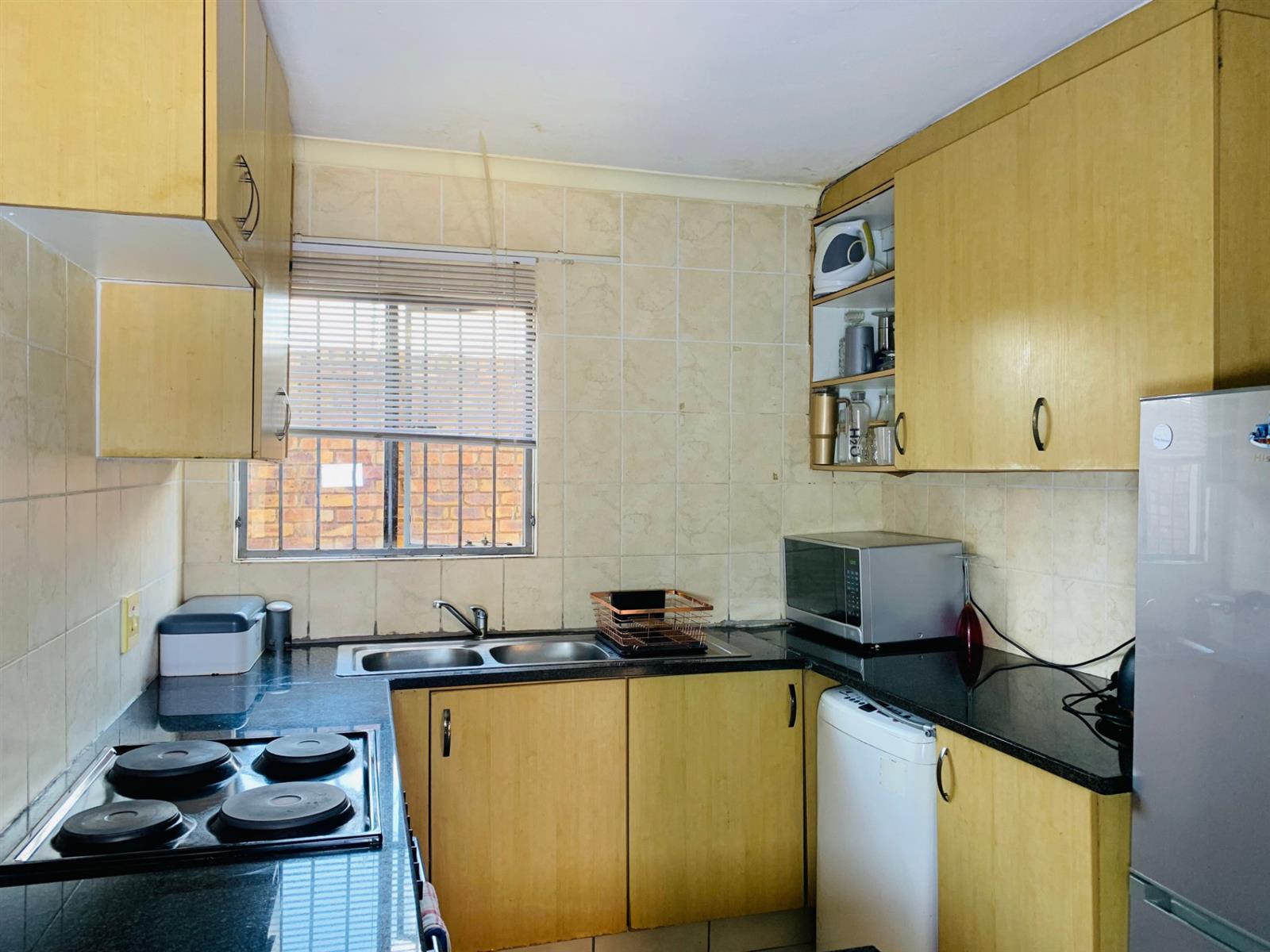 2 Bedroom, 2 bathroom, Apartment For Sale in Theresapark, Akasia